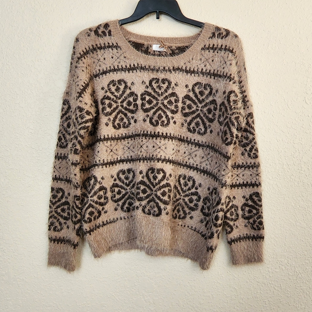 Amichi Fuzzy Sweater